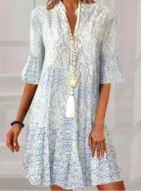Boho Dress with Graphic Print and V-Neck (One Piece)