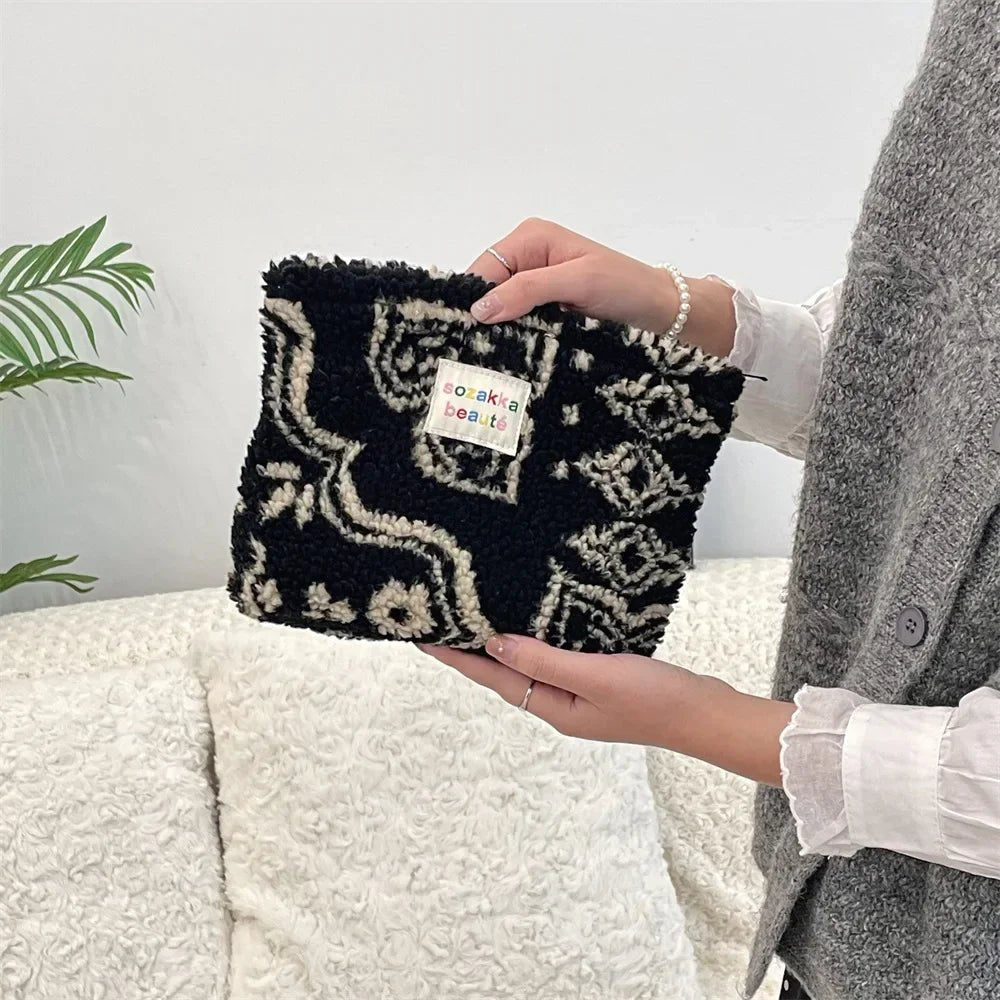 Leopard Print Large Makeup Bag Fashion Cute Toiletry Organizer Handbag for Women Girls Travel Cosmetic Organizer Beauty Case - Ageless Woman Wellness